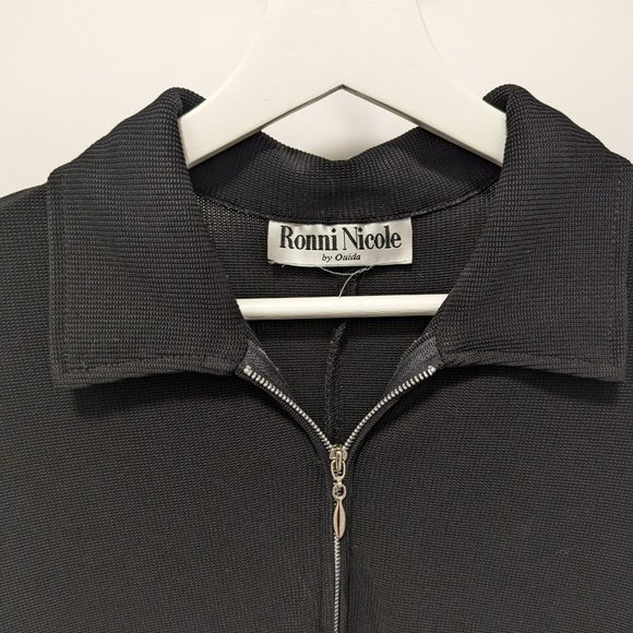 Vintage Dress - Picture 2 of 3